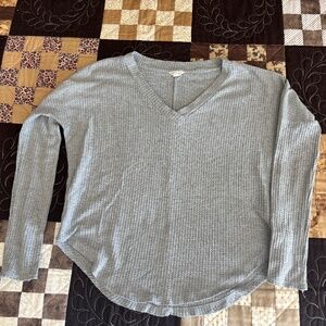 Aeropostale Women's V-neck Waffle Weave Gray Shirt, Small Oversized